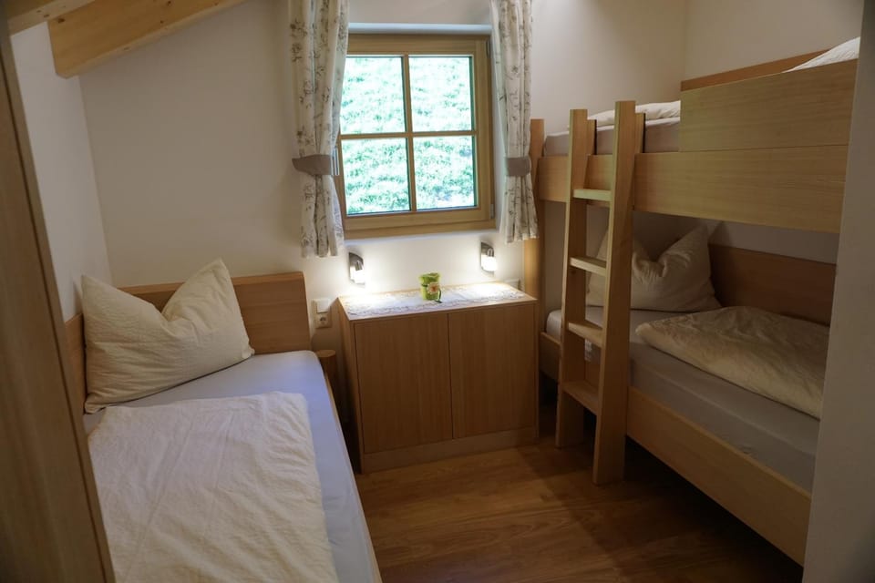 bunk bed