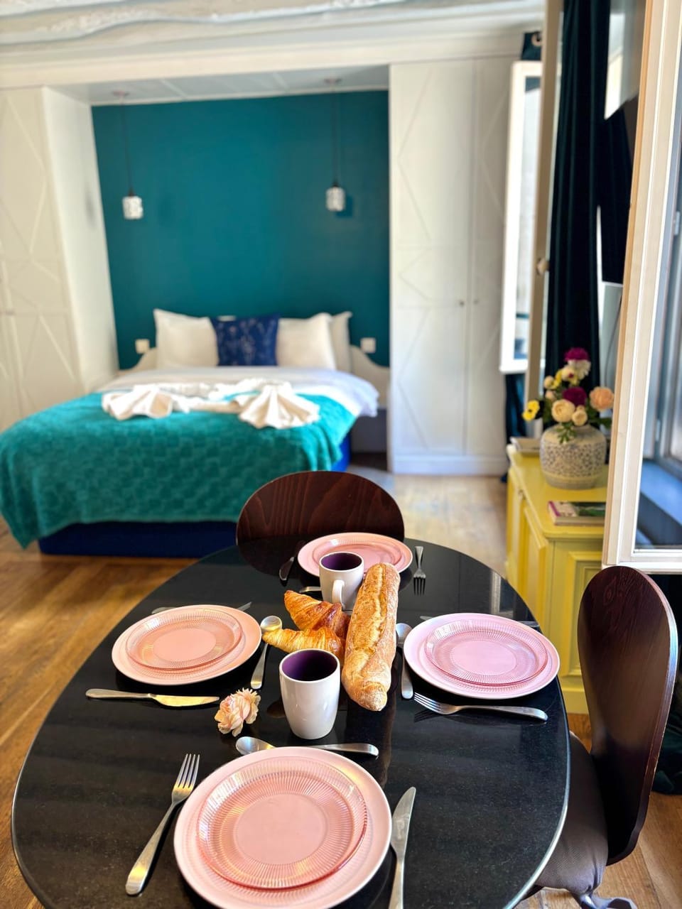 Cozy Stay near LOUVRE & St Germain Près Aldaro Apartment in Paris