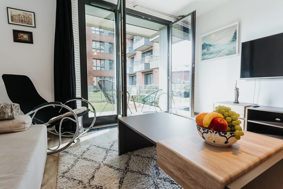 TV and multimedia, Balcony/Terrace, Living room