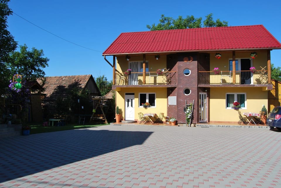 Facade/entrance, Summer, On site, Sunrise