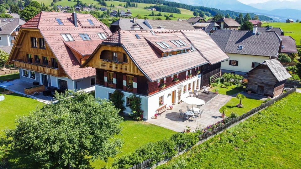 Property building, Bird's eye view