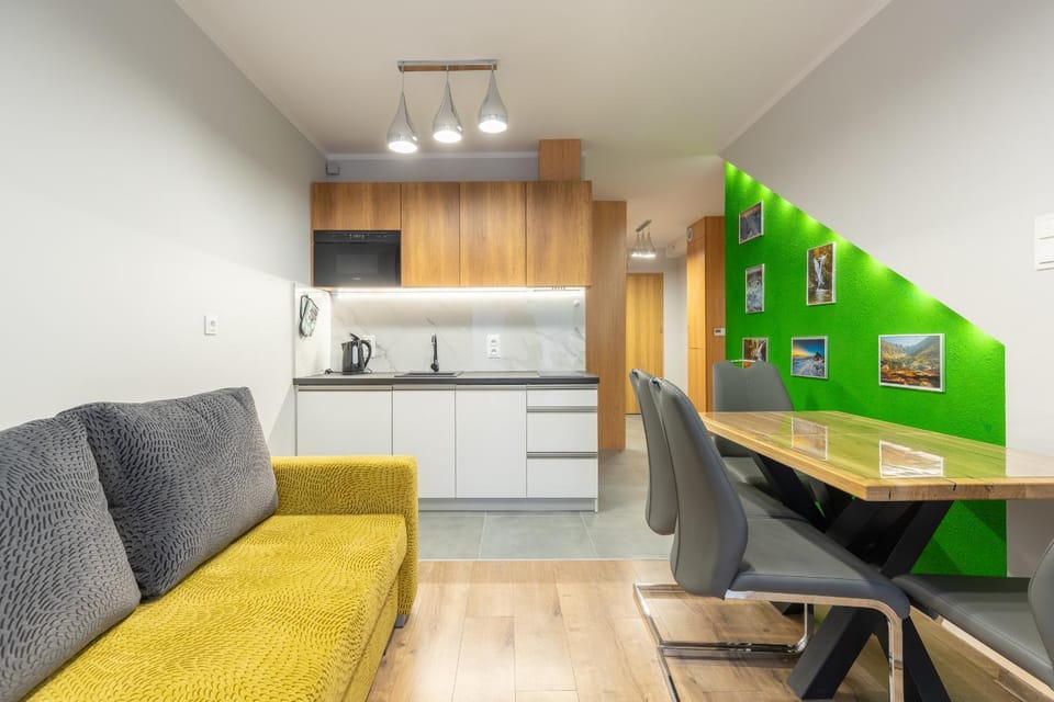 Kitchen or kitchenette, Living room, Dining area
