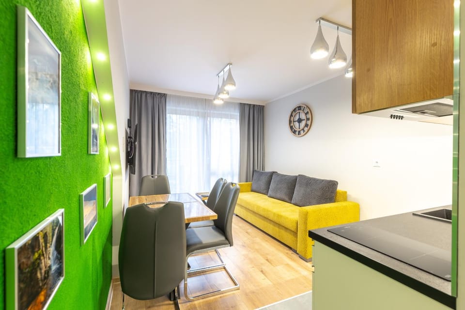 Kitchen or kitchenette, Living room, Seating area