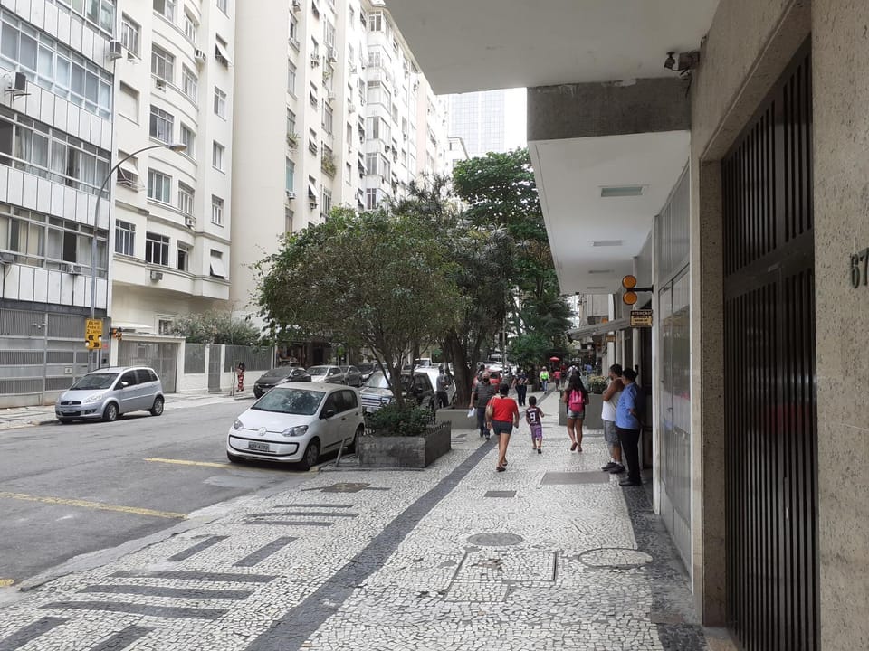 Neighbourhood, Street view, Location