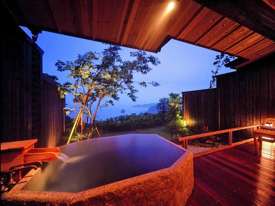 Hot Spring Bath, Open Air Bath