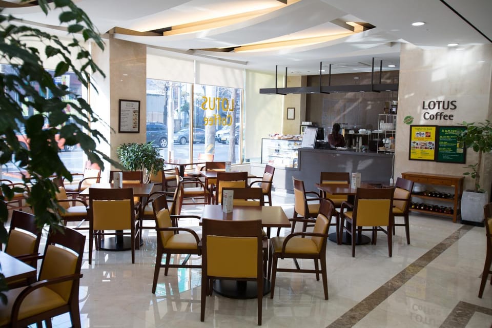 Lounge or bar