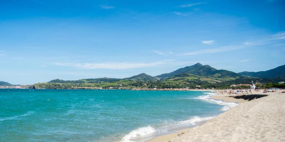 Beach, Mountain view