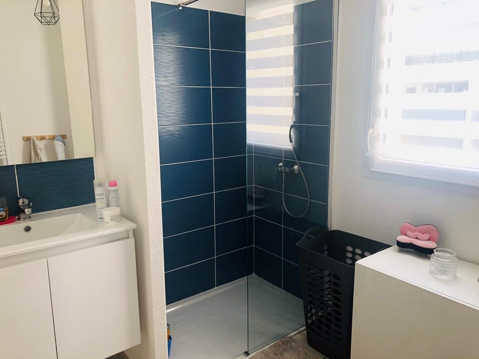 Shower, Bathroom