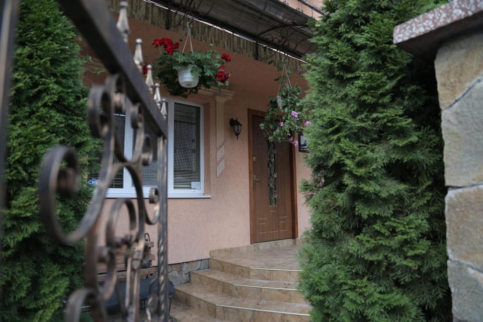 ЗАТИШОК House in Hungary