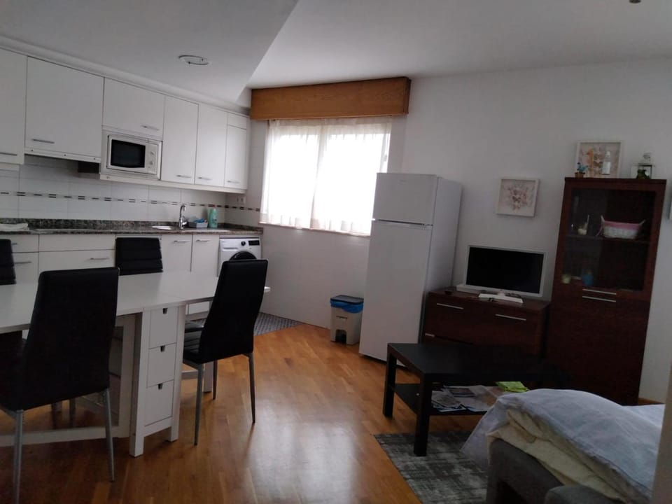 Piso con piscina en Sada Apartment in Galicia