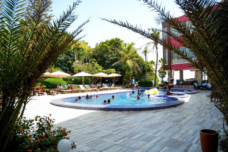Swimming pool