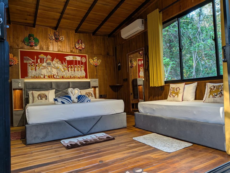 Bed, Photo of the whole room, Bedroom