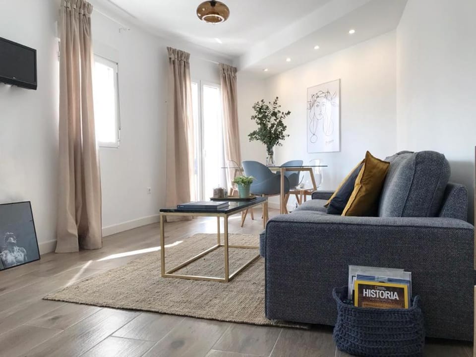 TV and multimedia, Living room, heating, air conditioner