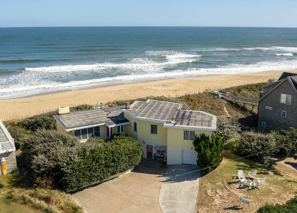 Gypsea Rose - Southern Shores, Oceanfront, Ocean View, Hot Tub, Pets OK, Flex Stays House in Southern Shores