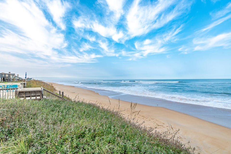 Gypsea Rose - Southern Shores, Oceanfront, Ocean View, Hot Tub, Pets OK, Flex Stays House in Southern Shores