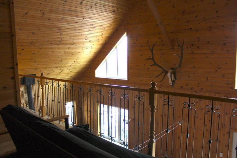 Chalet l'Authentique: Massif, Spa et Plein Air Chalet in Baie-Saint-Paul
