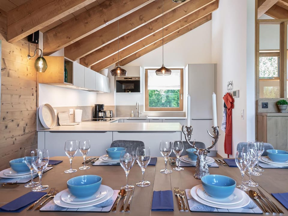 Chalet moderne à Méribel avec spa et animaux acceptés Chalet in Les Allues