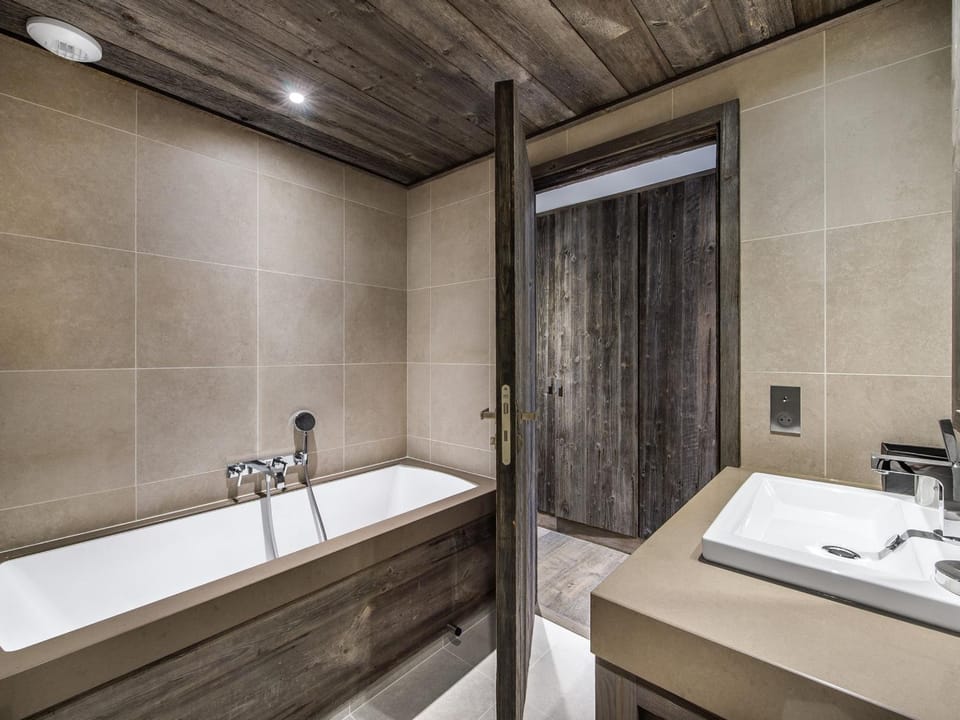 Luxueux duplex moderne à Méribel avec accès au SPA - FR-1-565-11 Apartment in Les Allues