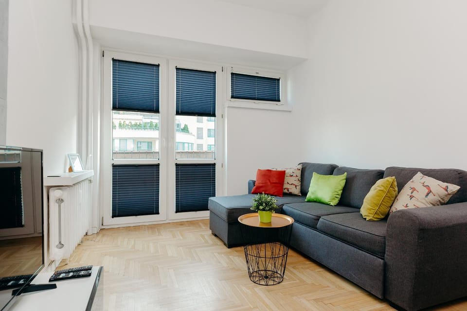 Bed, Living room, Seating area