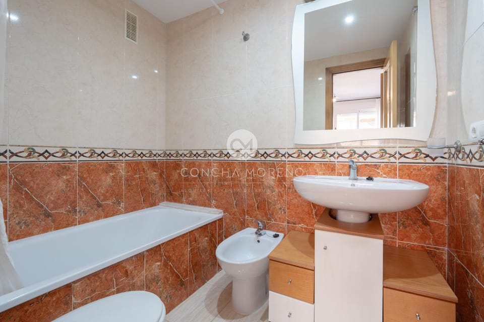 Bathroom, Bath, bidet, towels