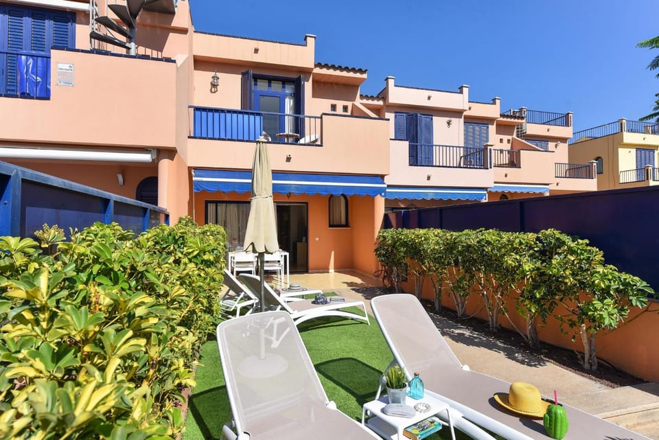Garden, Balcony/Terrace, sunbed