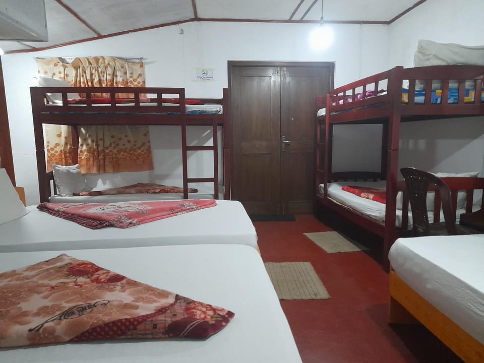 The Mist Holiday Bungalow Hotel in Central Province