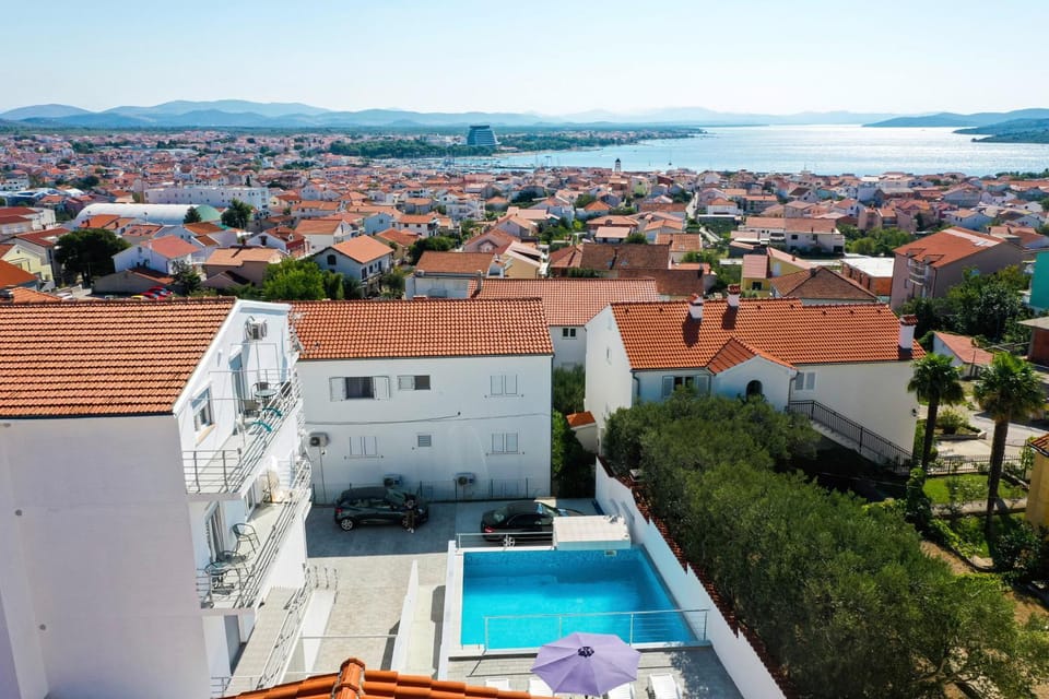 Infinity Appartements in Vodice - Nord-Dalmatien Bed and Breakfast in Šibenik-Knin County, Croatia