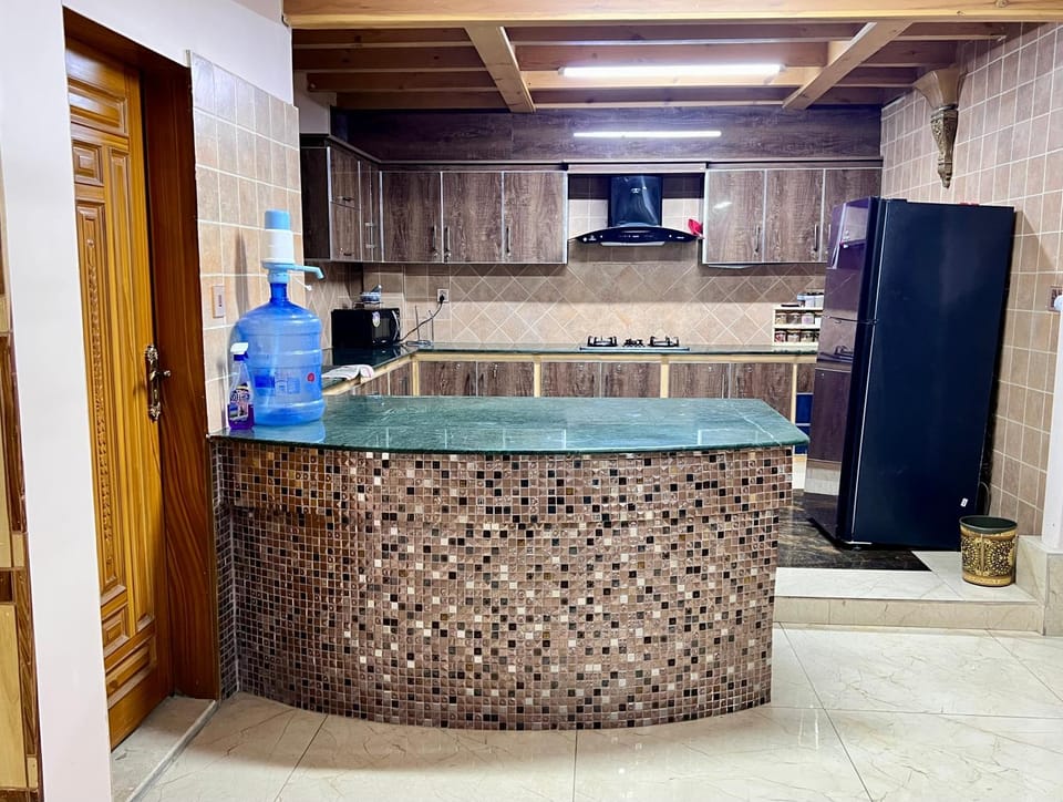 The Valley View Pent House Bed and Breakfast in Punjab