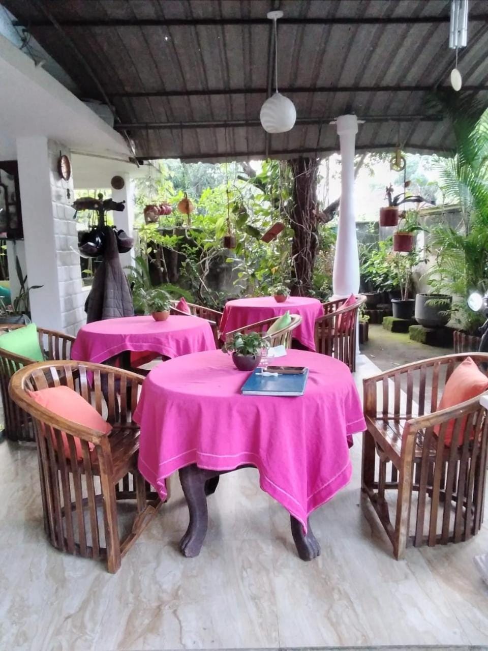 Rock Cascade Tourist Home & Cookery School Bed and Breakfast in Central Province