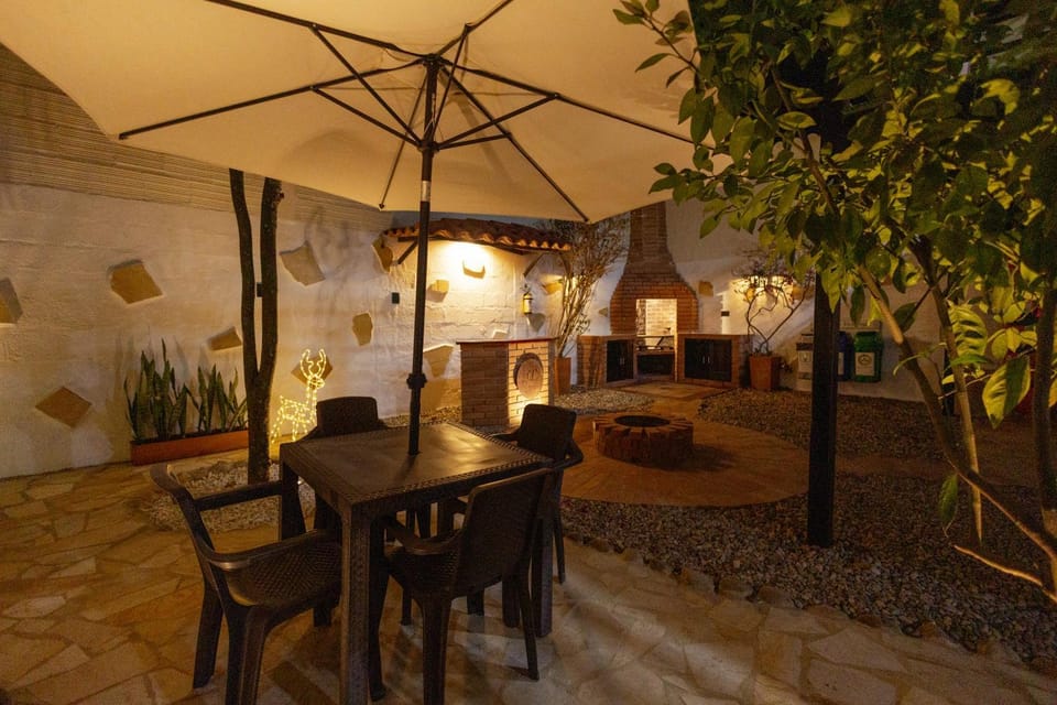 Night, Living room