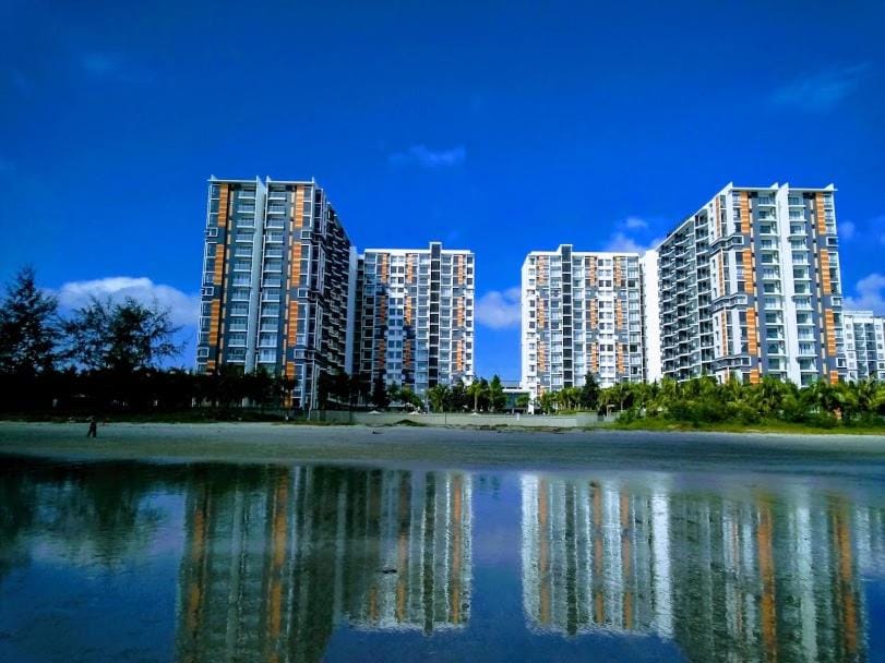Timurbay by Dfamilia, ground floor suite with easy access to the pool and beach Apartment in Terengganu, Malaysia