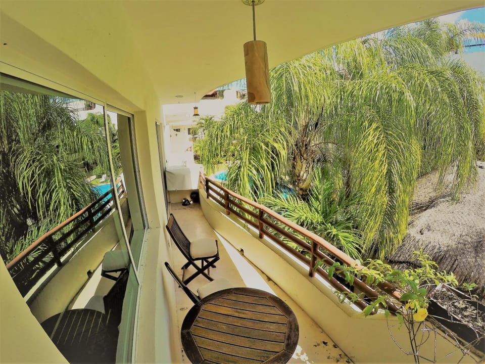 View (from property/room), Balcony/Terrace, Garden view, Pool view
