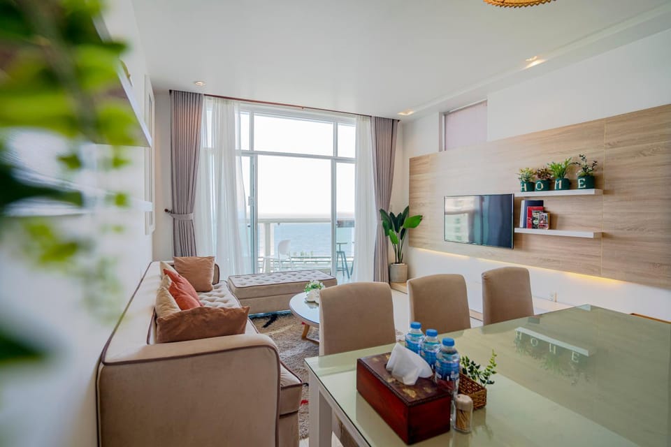 Living room, Sea view
