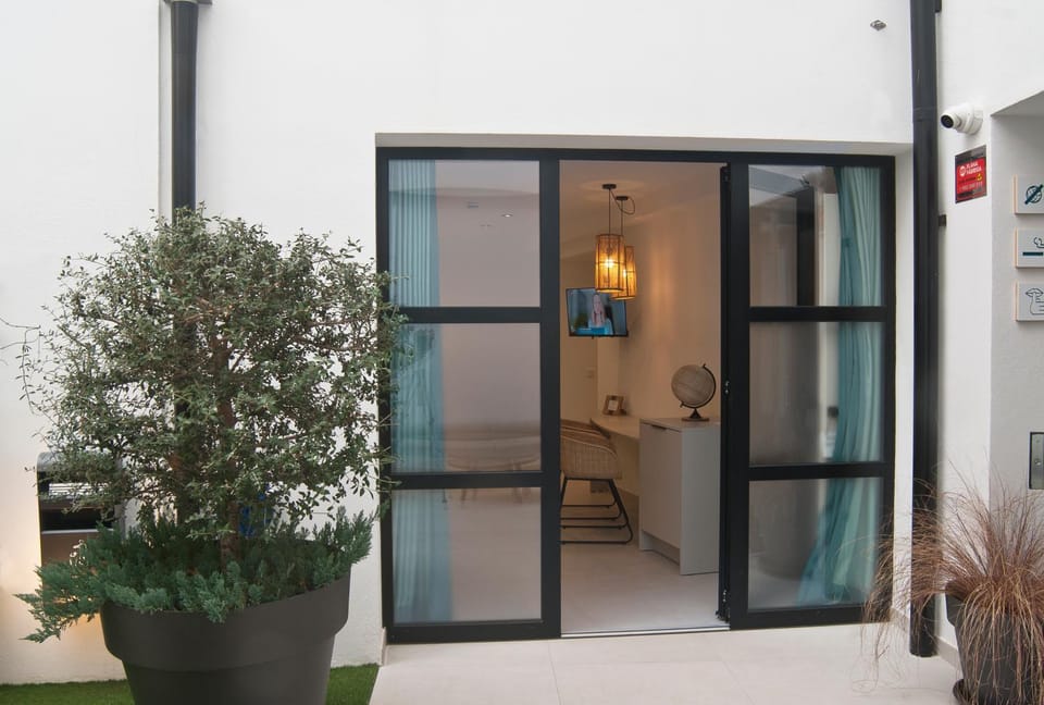 Aparthotel El Cargol Apartment hotel in L'Escala