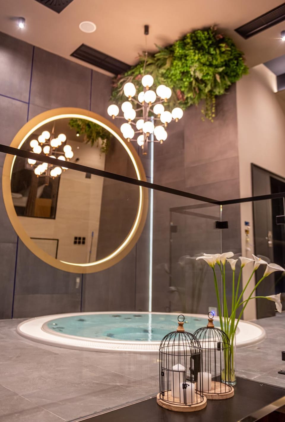 Hot Tub, Hot Tub, Spa and wellness centre/facilities