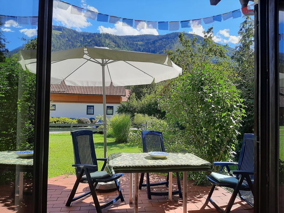 Garden, Garden, Balcony/Terrace, Balcony/Terrace, Dining area, Garden view