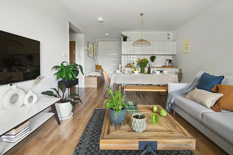 Kitchen or kitchenette, Living room, Seating area