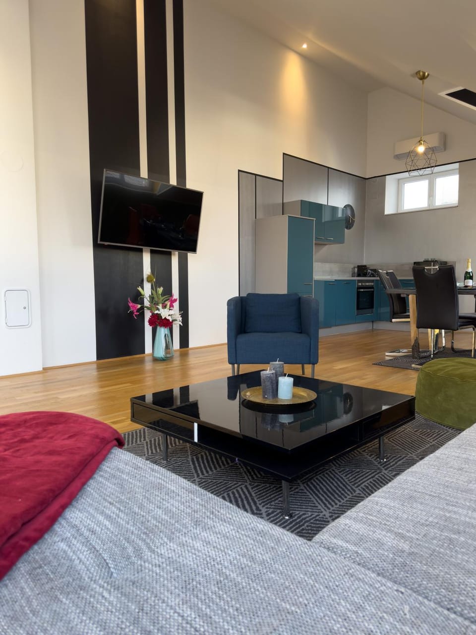 TV and multimedia, Living room