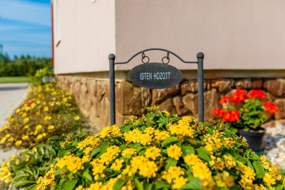 Orgona Vendégház Bed and Breakfast in Hungary