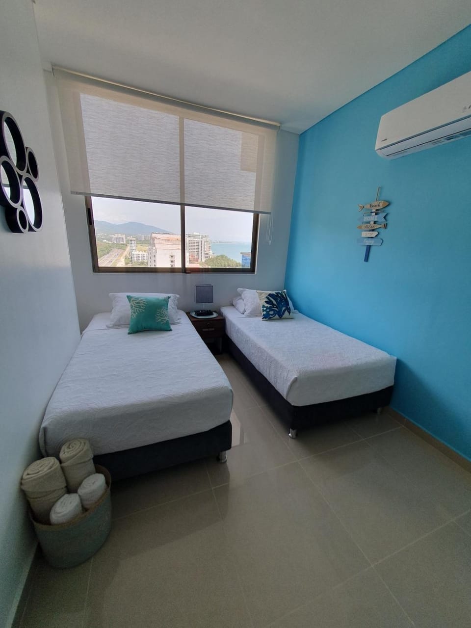 Bedroom, air conditioner