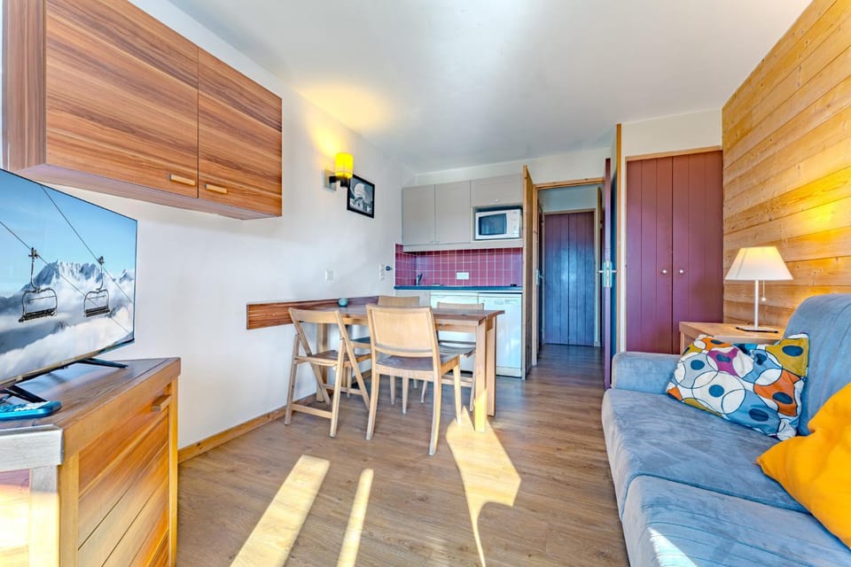 Feel the mountains at Machu; 5 people Apartment in Les Allues