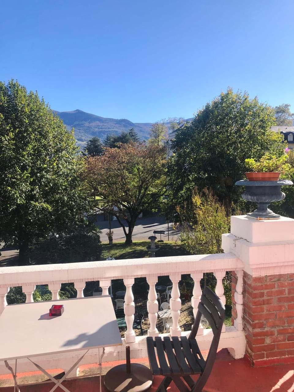 Patio, Balcony/Terrace, Garden view, Mountain view