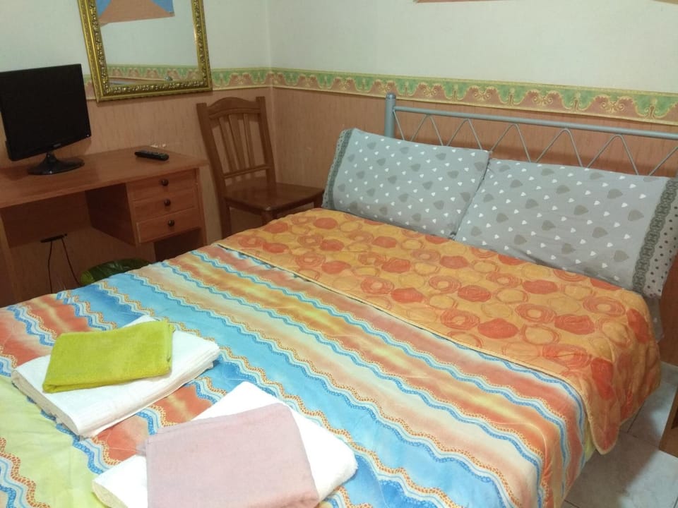 Bed, On site