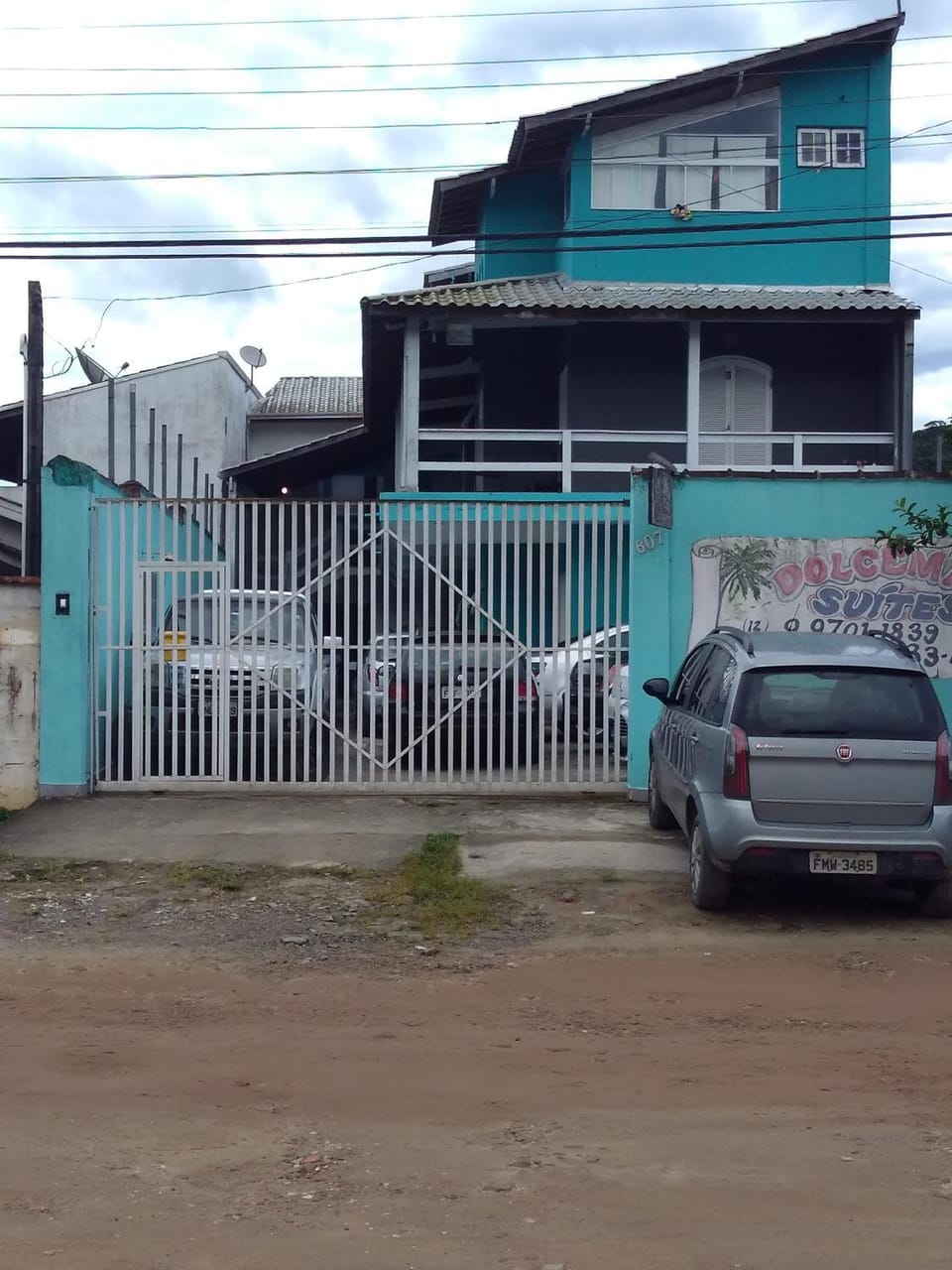 Facade/entrance
