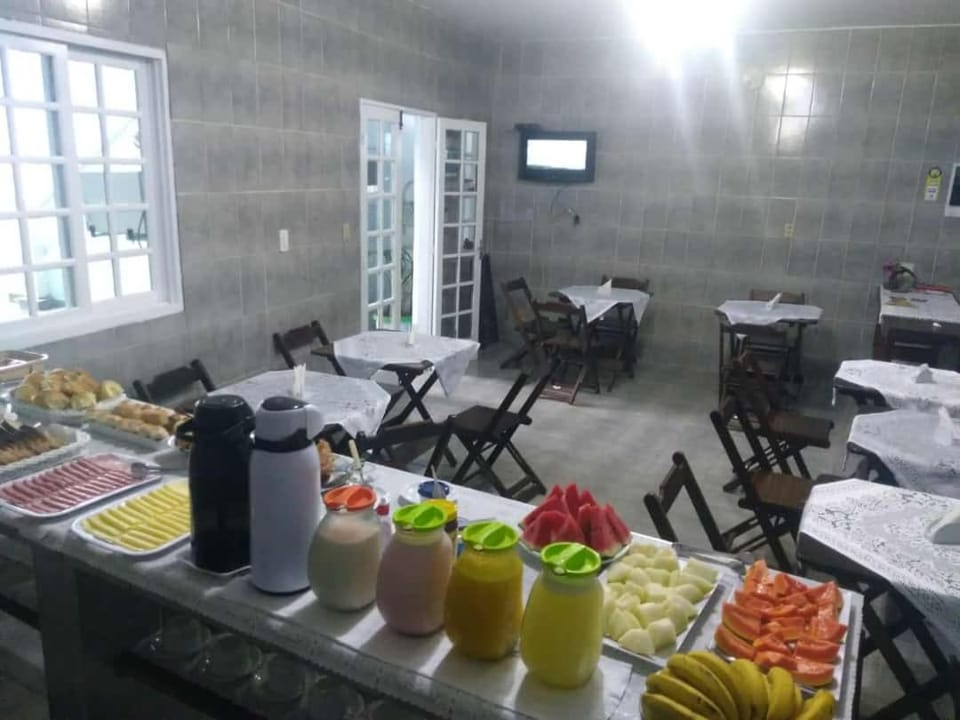 Dolce Mar Ubatuba Suites Bed and Breakfast in Ubatuba