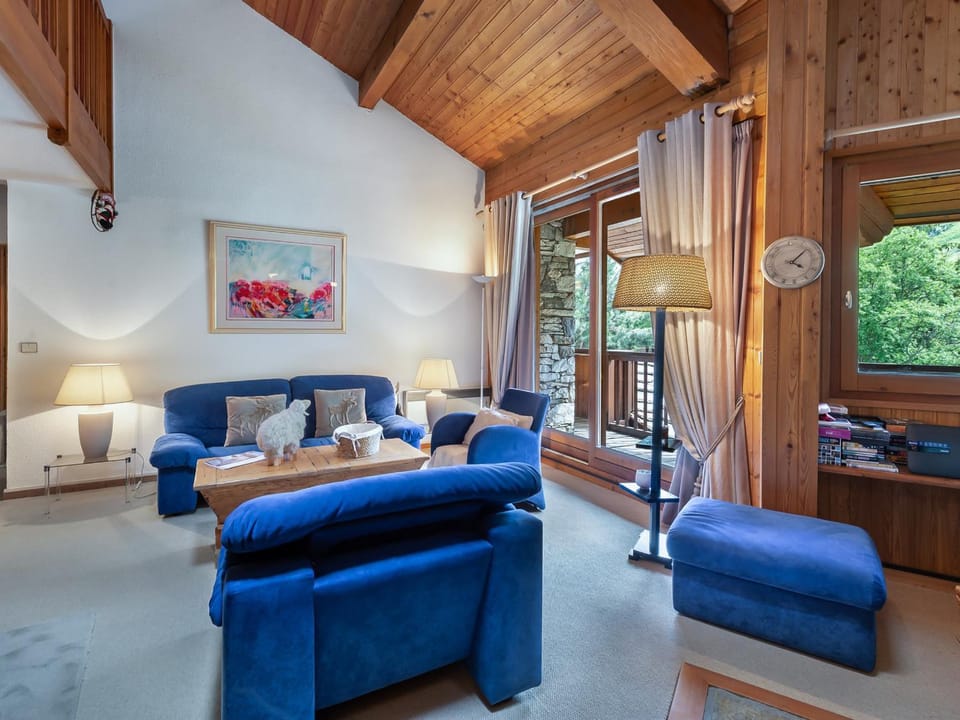 Duplex 3 Pièces avec Mezzanine, Centre de Val d'Isère, Proche des Pistes, Parking et Cheminée - FR-1-567-24 Apartment in Val dIsere