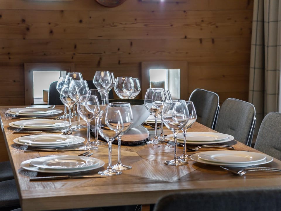 Appartement contemporain près des pistes à Val d'Isère, 4 chambres, cheminée, parking inclus - FR-1-567-14 Apartment in Val dIsere