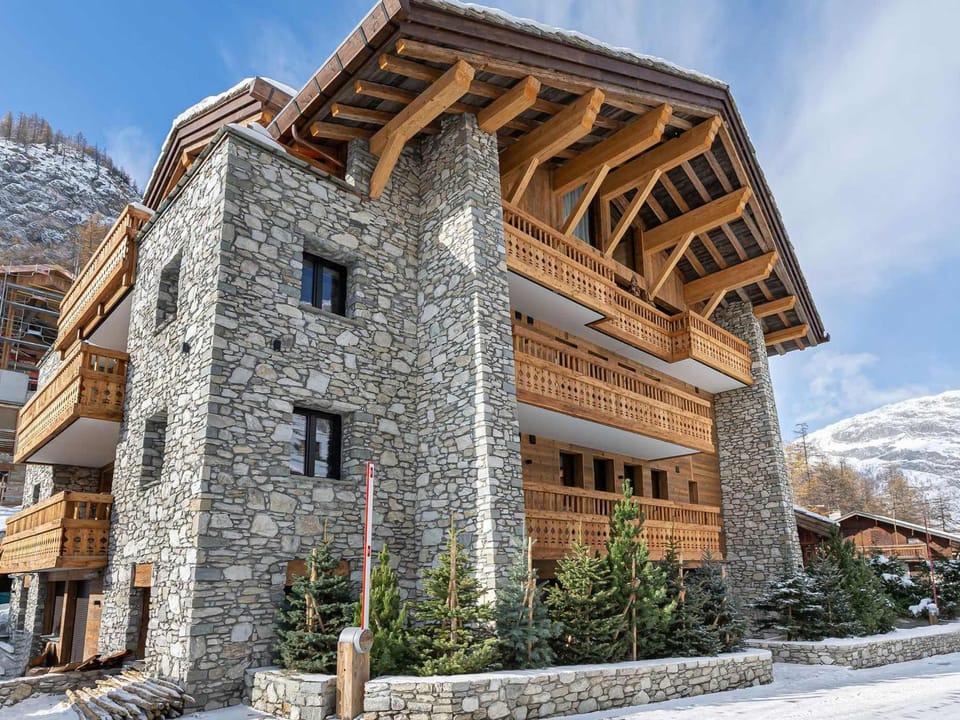 Appartement spacieux de 100m² pour 8 pers., 4 chambres, Val d'Isère - Cheminée, parking, animaux admis - FR-1-567-62 Apartment in Val dIsere