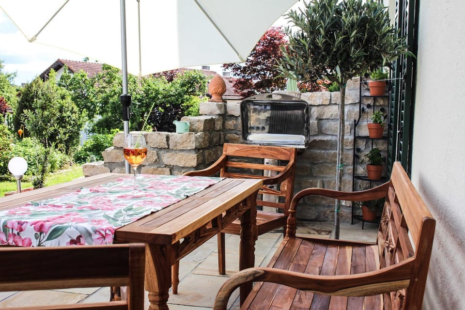 Balcony/Terrace, Garden view