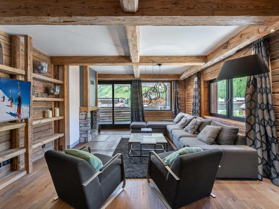 Appartement de luxe avec sauna et terrasse au centre de Val d'Isère - FR-1-567-51 Apartment in Val dIsere